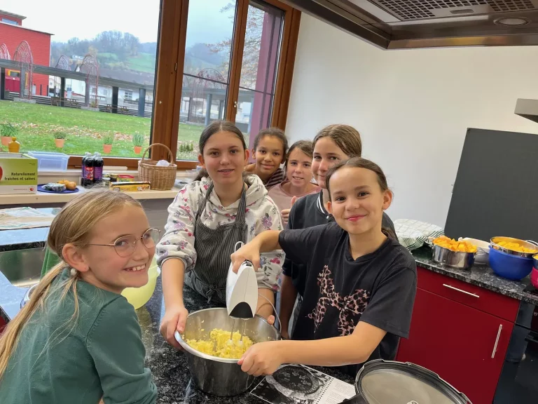 6. Klasse Full-Reuenthal im Backfieber